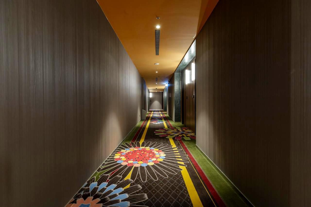 טאיצ'ונג Inhouse Hotel Grand מראה חיצוני תמונה